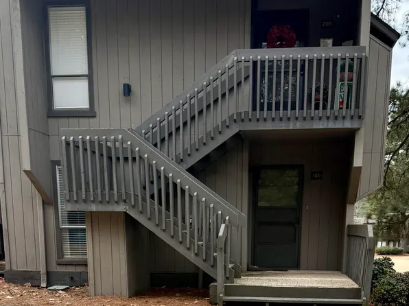 5 Pine Tree Road # 205, Pinehurst, NC 28374