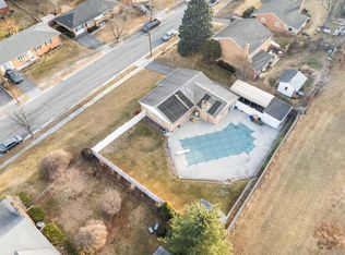 945 Allen Dr, Winchester, VA 22601