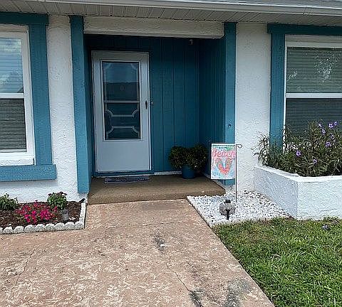 5th image of 4118 39th Ave W