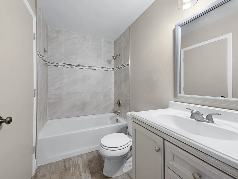 1014 Hooper Ave NE — Photo 19