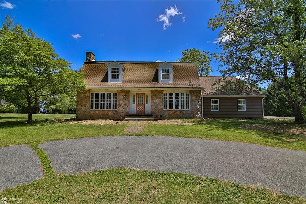 3638 E Grant St, Slatington, PA 18080 Zillow