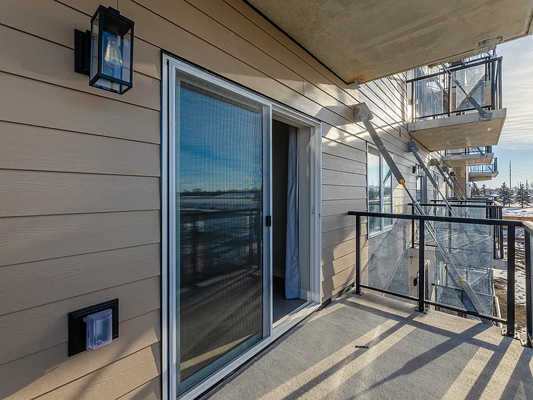15 Refinery Way — Photo 68
