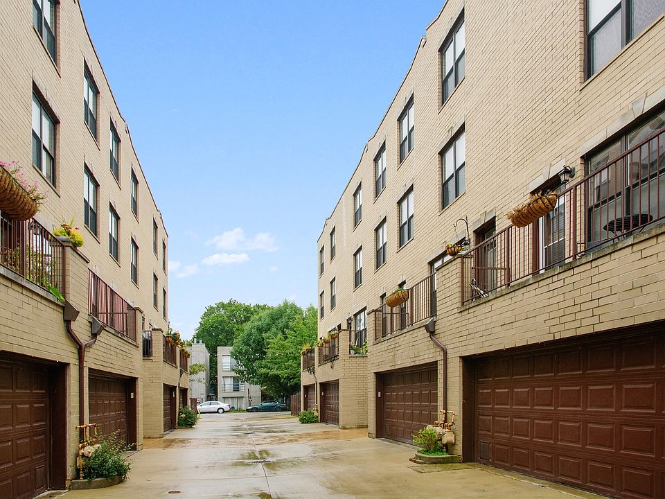1st image of 1748 N Campbell Ave Unit C