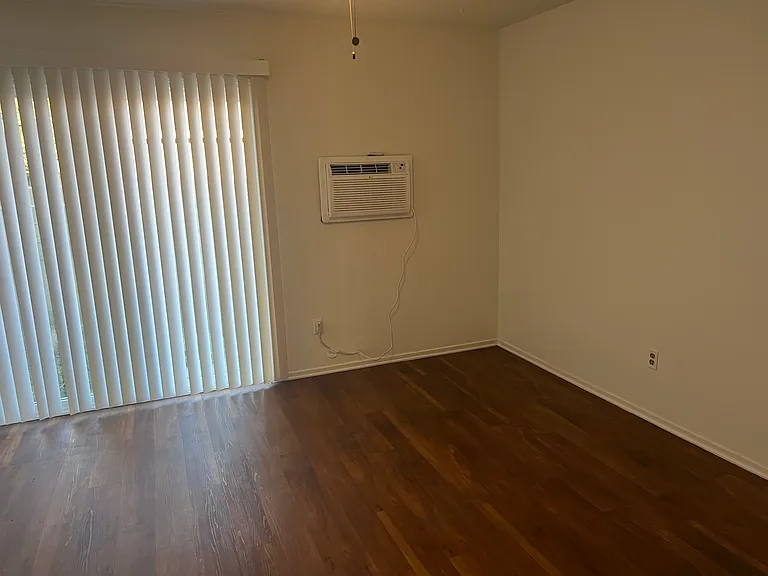 17362 Valencia Ave #B — Photo 2