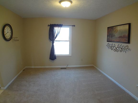 5th image of 8852 Ginnylock Dr