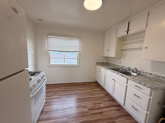 4th image of 514 N Elizabeth St #A