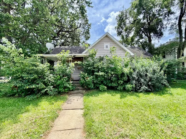 214 E Reynolds St, Pontiac, IL 61764