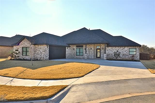 1st image of 2210 Savanah Oaks Bnd