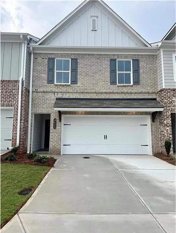3 bed, 2.5 bath, 1804 sqft, $2,800 — Photo 1
