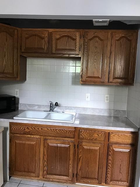 1st image of 558 Broadway St