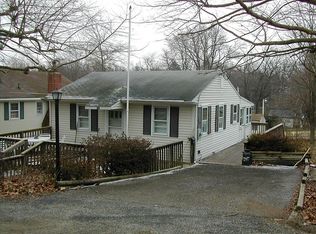 28 5th Ave, Earleville, MD 21919