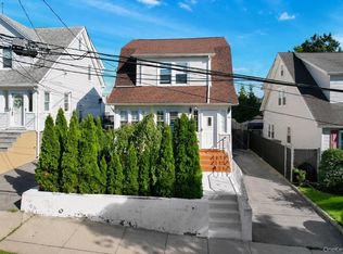 40 Emmett Ter, New Rochelle, NY 10805