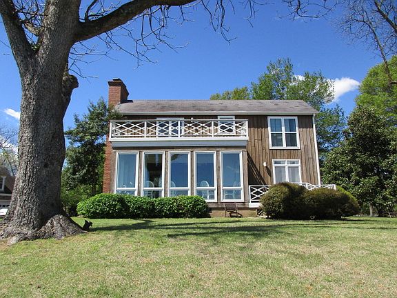 2nd image of 11615 Horseshoe Cir