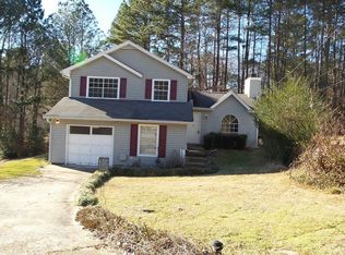 135 Wolf Downs Ct, Atlanta, GA 30349