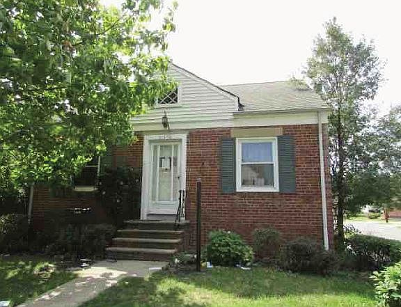 1st image of 21550 Westport Ave