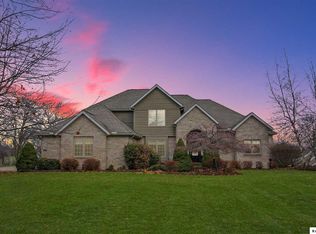 17399 Gambier Rd, Mount Vernon, OH 43050