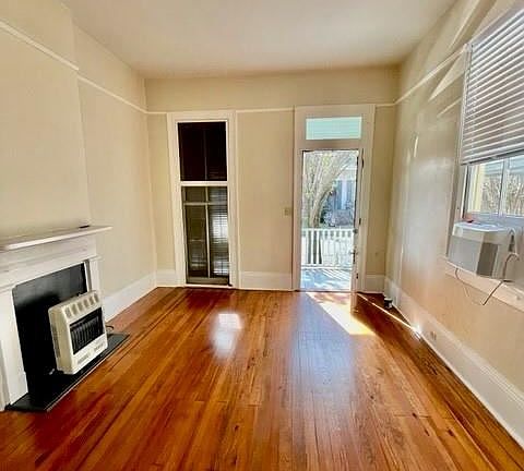 3rd image of 2923 Bell St