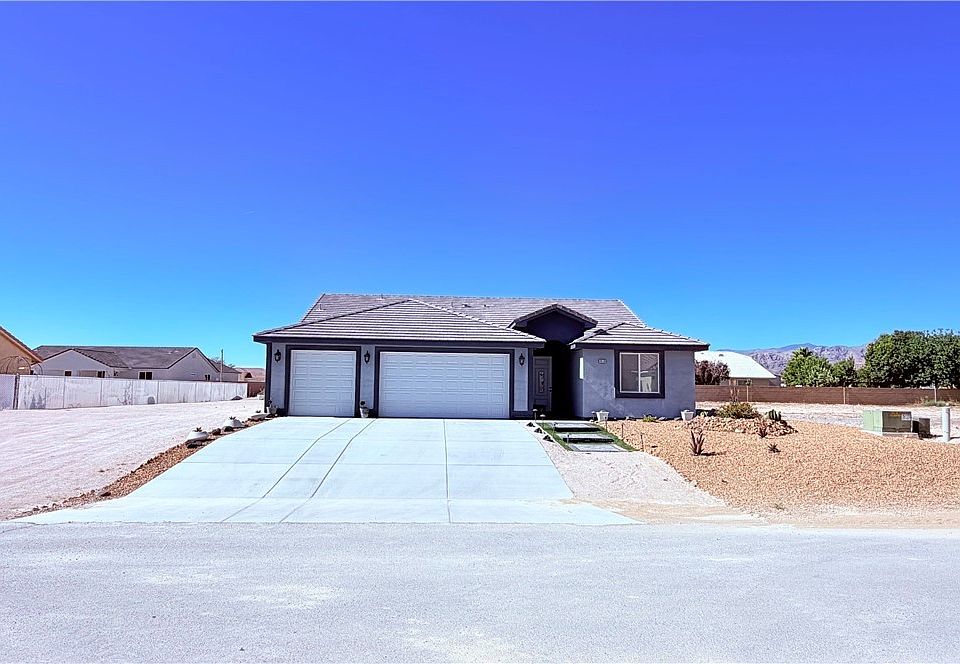 1st image of 4670 Stonebridge Ct