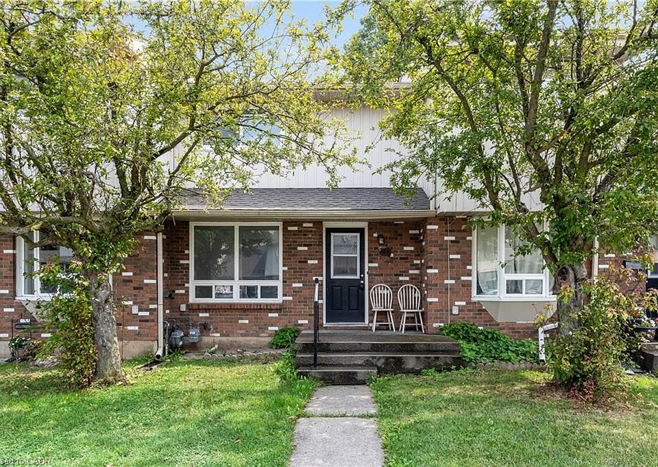 1st image of 100 Brownleigh Ave #284