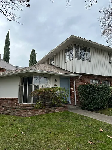 2950 Land Park Dr Photo 1 2950 Land Park Dr Photo 1