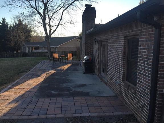 4th image of 216 Mount David Dr