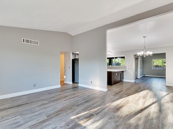 4th image of 9975 E Wolford Pl