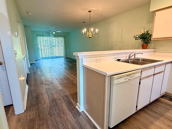 4th image of 619 Waterway Village Blvd #7-B