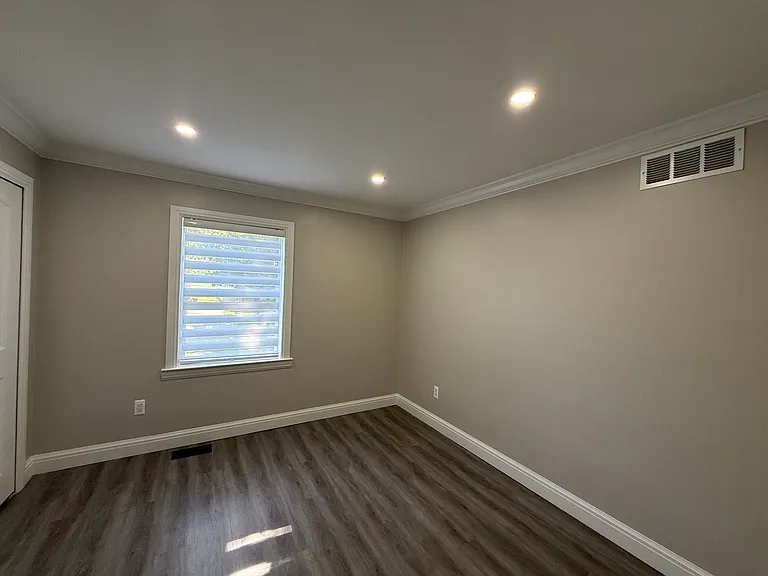 42780 Buckingham Dr — Photo 22