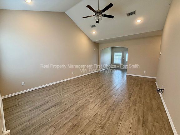 2nd image of 6717 Maribette Rd
