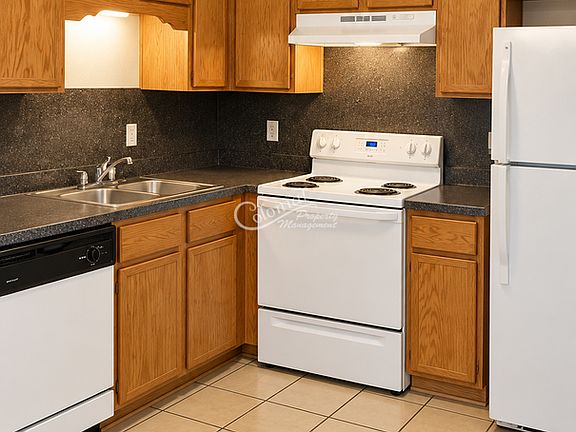 2nd image of 1706 Old Fm 440 Rd APT A