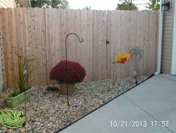 3rd image of 2806 SW Glenbrooke Ct