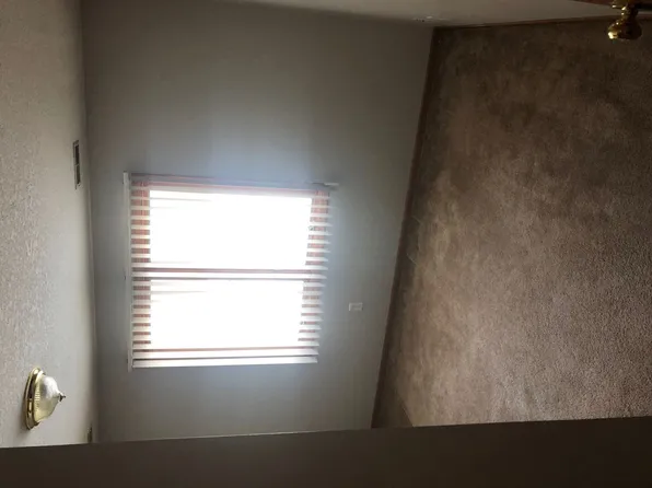 Ashworth Dr. Apartments, 211 Ashworth Dr APT 4, Waukee, IA 50263