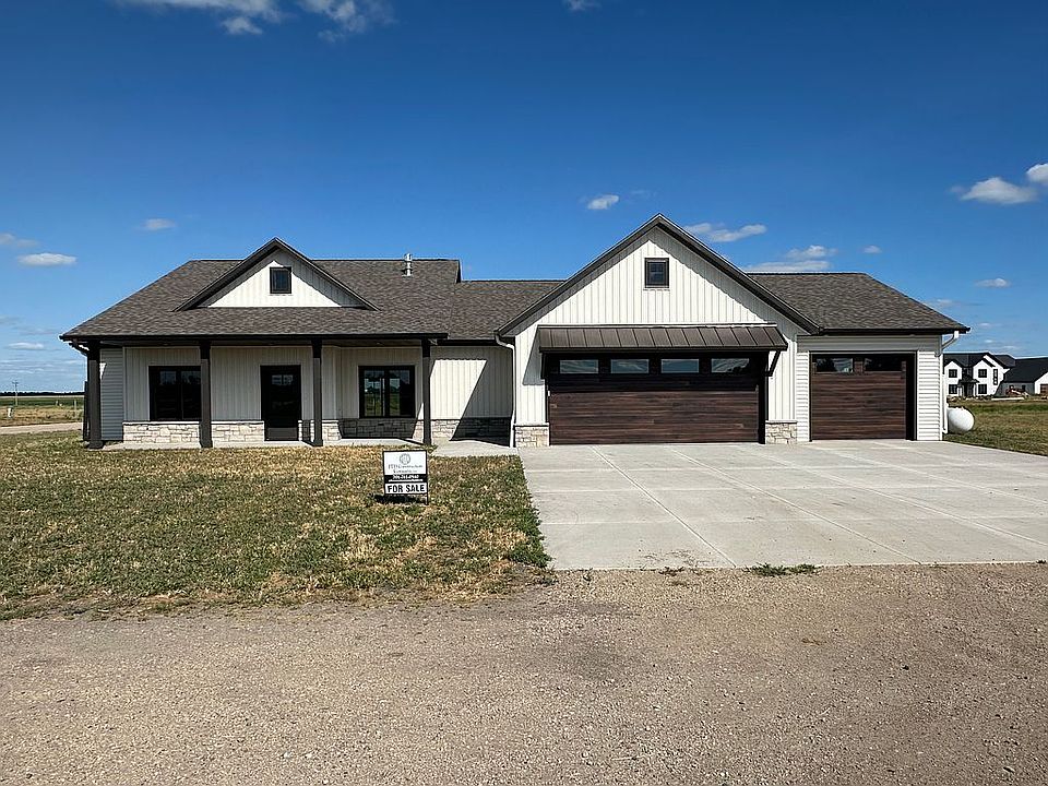 1st image of 902 Gunkel Dr