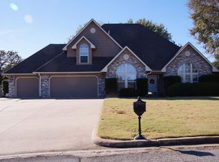 1702 Forest Rd, Okmulgee, OK 74447
