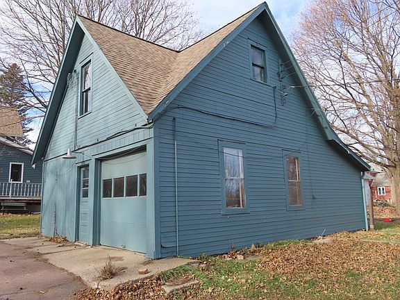 3rd image of 855 S Park St