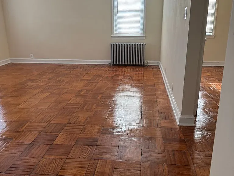 319 Anacostia Rd SE — Photo 2