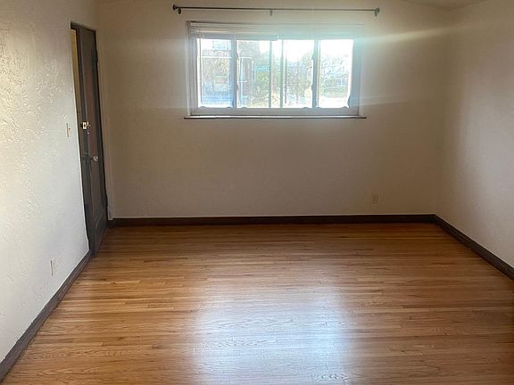 2nd image of 4248 Langley Ave APT 2