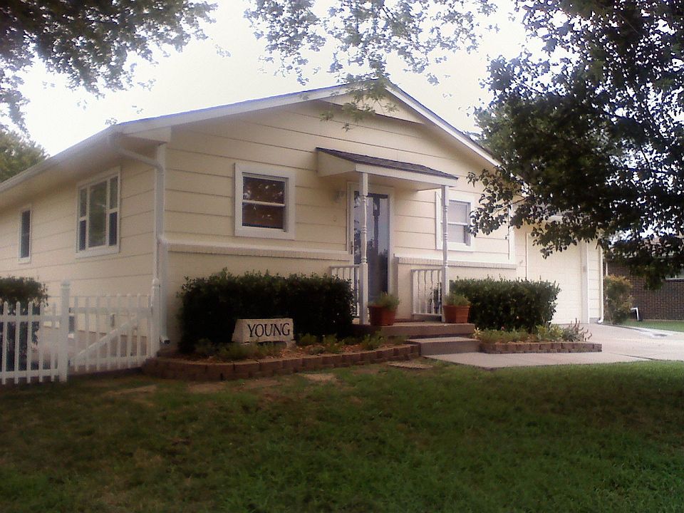 1st image of 10 N Harris Dr