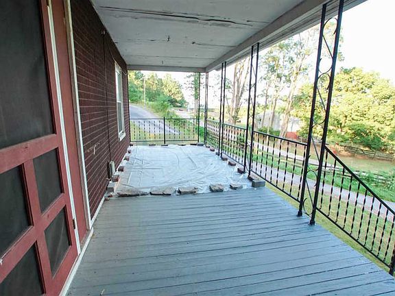 2nd image of 5999 Cedar Run Trl