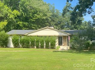 7511 Monroe Rd, Charlotte, NC 28212
