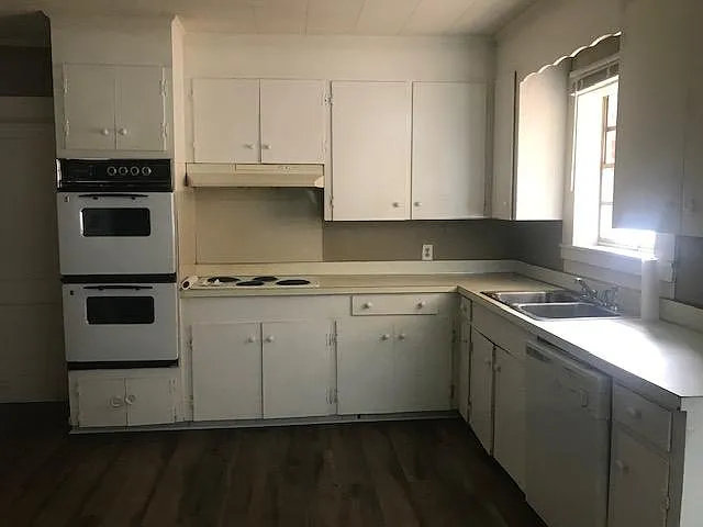 817 Hardy St — Photo 5