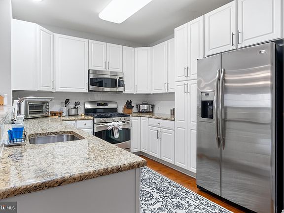 3rd image of 800 Admirals Way Unit 1848