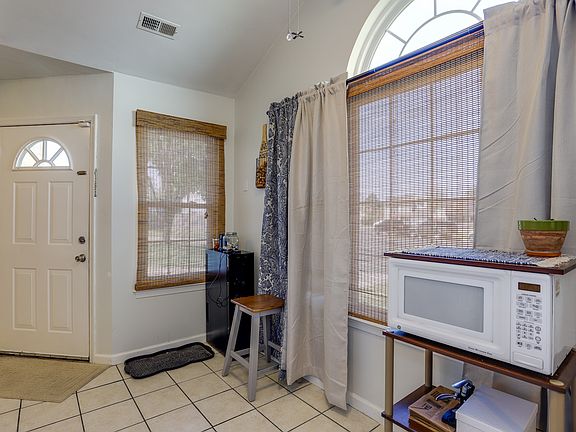 5th image of 5501 Fair Oaks Dr