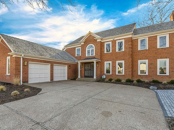 2nd image of 2331 Mohawk Ln