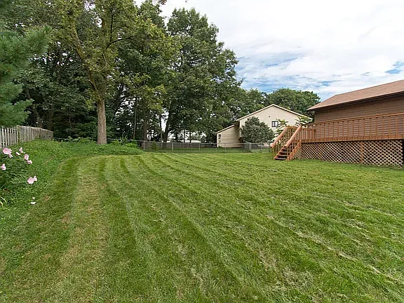 3380 Balsam Ct NE — Photo 21