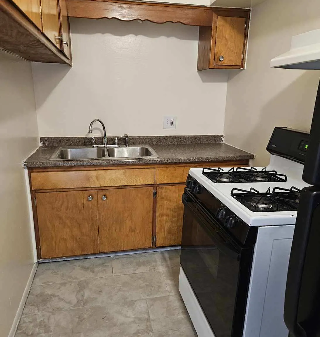 1 bed, 900 sqft, $900 — Photo 1