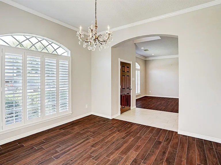 4425 Mildred St — Photo 2