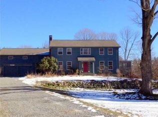 69 Aunt Park Ln, Newtown, CT 06470