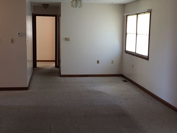 5th image of 857 Godbey Ln