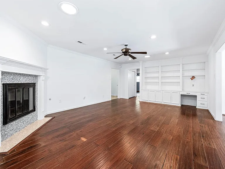 5331 Imogene St — Photo 8
